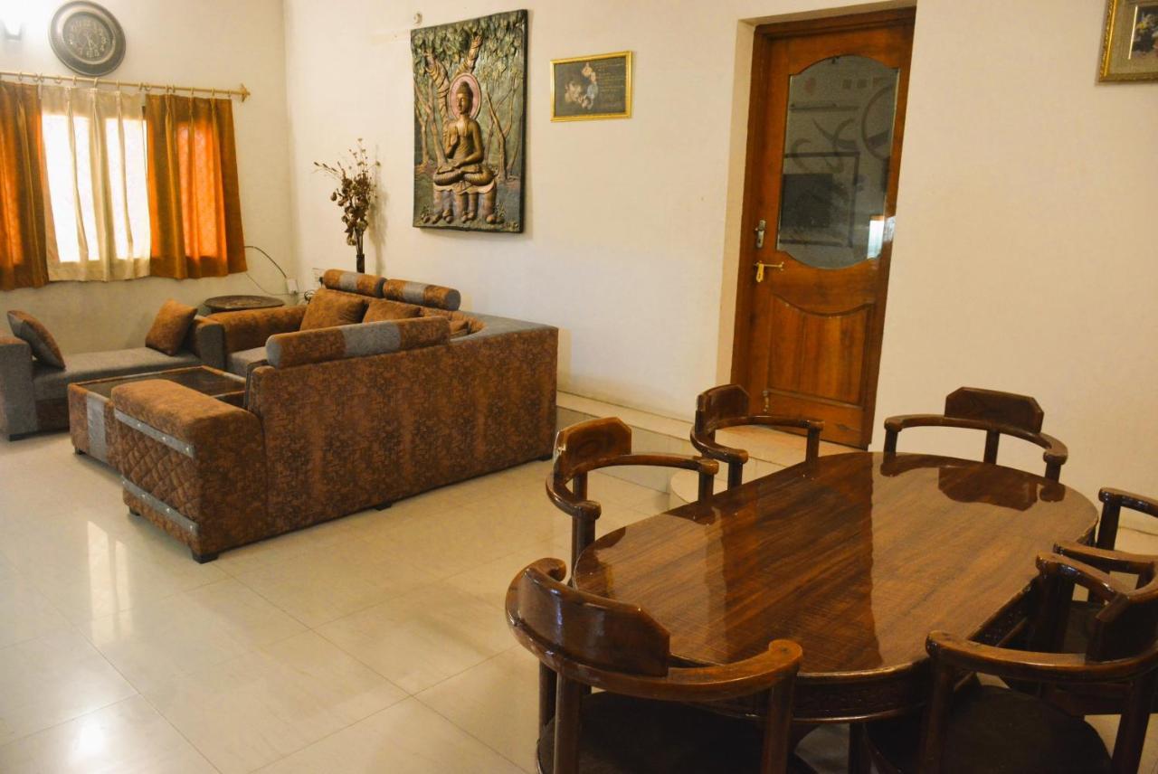 Malaiya Homestay - Grandeur Living Experience Jabalpur Eksteriør billede