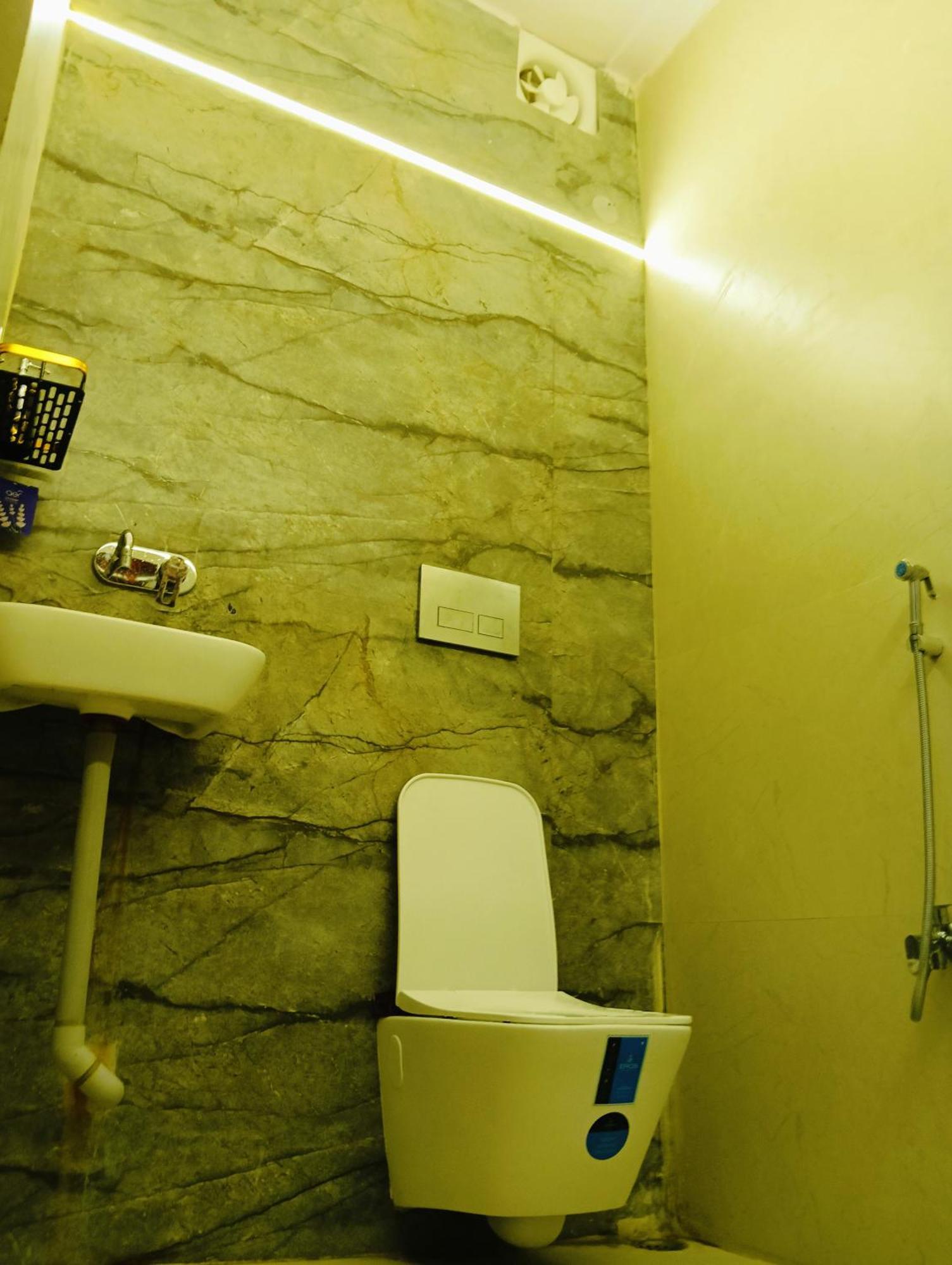 Malaiya Homestay - Grandeur Living Experience Jabalpur Eksteriør billede